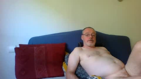 sirdon83 online show from July 18, 7:31 am