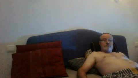 sirdon83 online show from July 19, 8:05 am