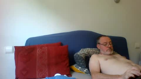sirdon83 online show from July 25, 12:31 pm