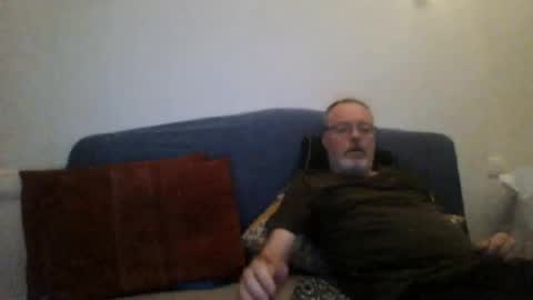 sirdon83 online show from August 2, 4:08 am