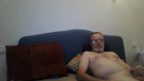 sirdon83 online show from August 2, 6:53 am