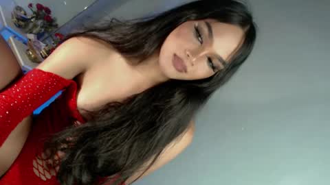 G E L A online show from August 11, 11:23 am