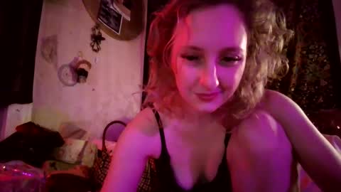 Venus online show from June 3, 4:05 am