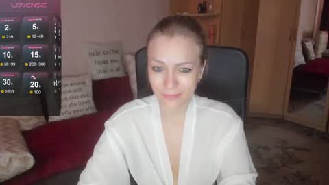sirenasilk online show from August 9, 11:33 am
