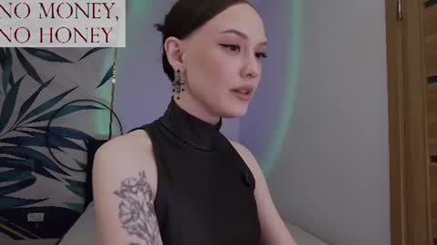 Goddess Sirena online show from July 7, 11:19 pm