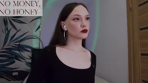 Goddess Sirena online show from July 11, 1:33 am