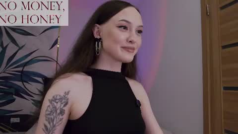 Goddess Sirena online show from July 20, 6:00 pm