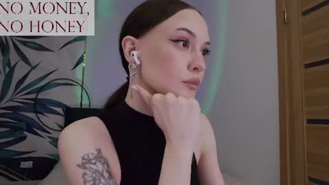 Goddess Sirena online show from July 28, 2:28 am