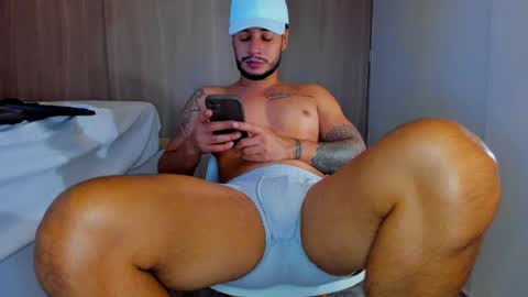 Call me papi online show from July 22, 5:54 am