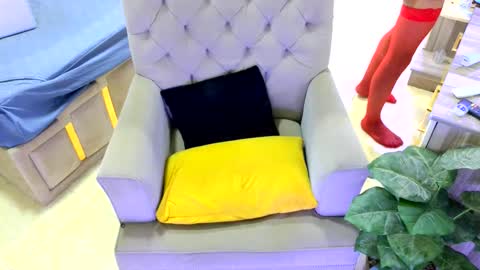 D i f a  Ana Arbeh shemale online show from April 9, 8:55 am