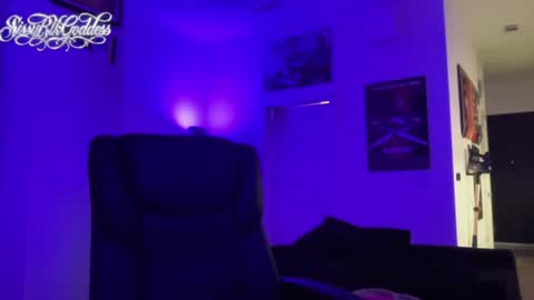 Sissyblkgoddess online show from August 6, 4:22 am