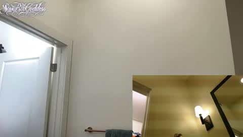 Sissyblkgoddess online show from August 13, 4:15 am