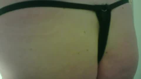 sissycrissy4545 online show from March 29, 4:31 am