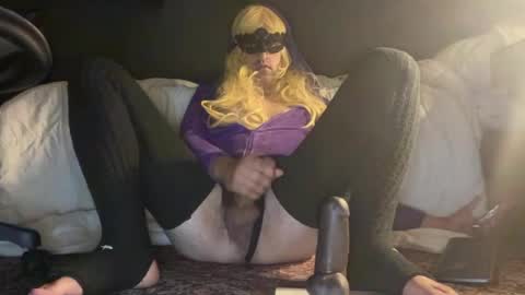 sissycumshooter420 online show from July 24, 9:01 am