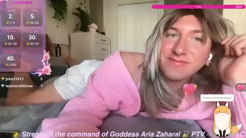 sissymaddieee online show from July 13, 8:14 pm