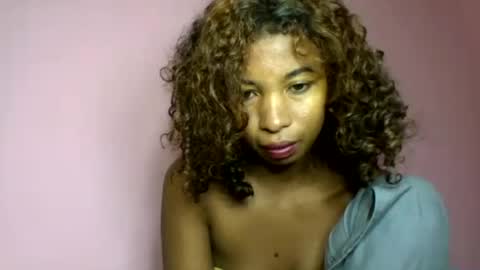 sisybelle online show from August 12, 12:29 pm