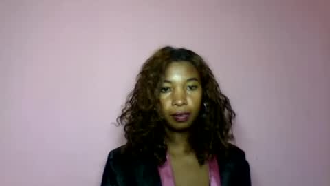 sisybelle online show from August 12, 4:53 pm