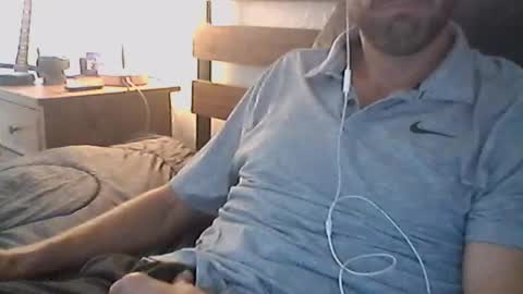 six2midnight312 online show from August 18, 6:03 pm