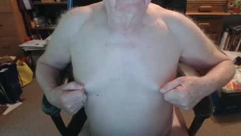 sjbottomboi online show from May 28, 2:31 pm