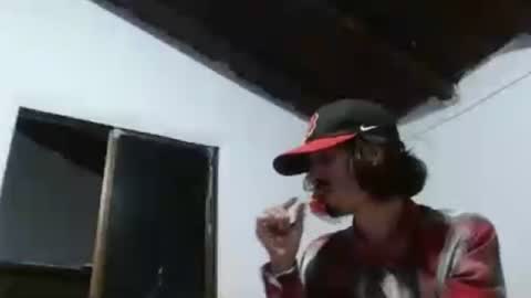 sk8sir online show from July 23, 10:56 pm