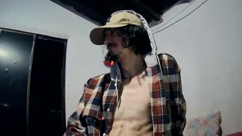 sk8sir online show from August 1, 12:44 pm