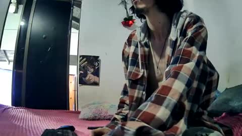 sk8sir online show from August 11, 3:58 pm