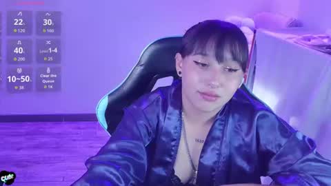 Alice online show from August 11, 9:17 pm