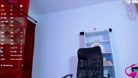 skarlet model fit online show from March 8, 7:59 am