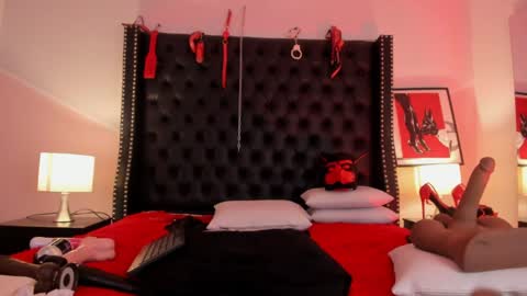 skarlethbelluci online show from April 2, 2:03 pm