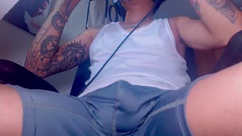 skateboy444 online show from August 24, 8:10 am