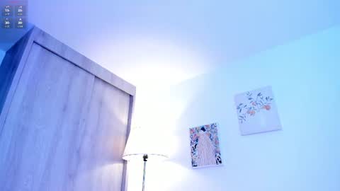 Skeet  online show from July 18, 6:42 pm