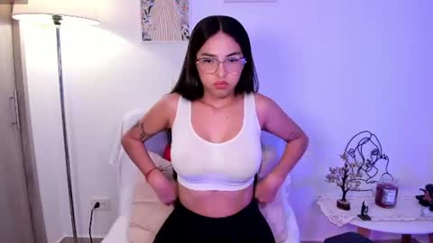 Skeet  online show from August 10, 3:35 pm
