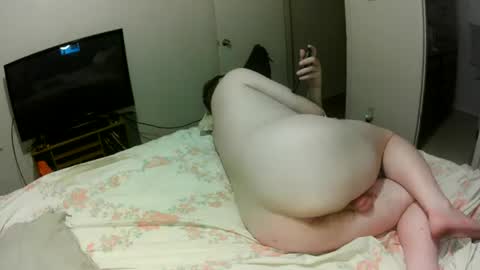 skewedviewblue online show from August 14, 3:10 am