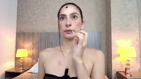 Ariadna online show from August 8, 3:34 pm