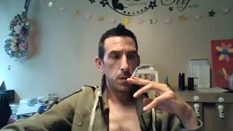SkinnyBigCock2 online show from July 26, 11:37 am