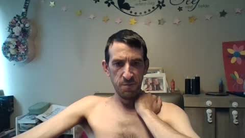 SkinnyBigCock2 online show from August 4, 4:15 pm