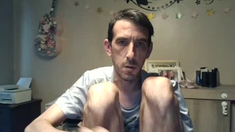 SkinnyBigCock2 online show from August 16, 6:45 pm