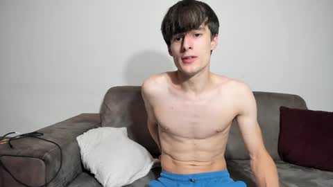 skinnyguywithbigd online show from August 27, 12:18 am