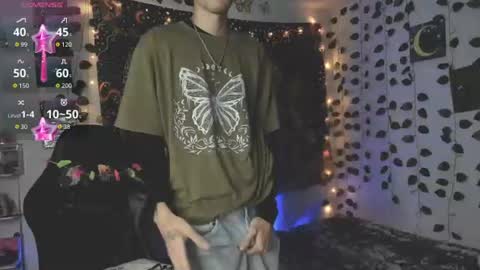skiny_dann online show from August 9, 1:06 am