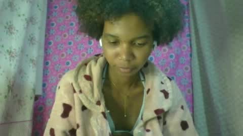 skinygirl2 online show from July 8, 5:39 pm
