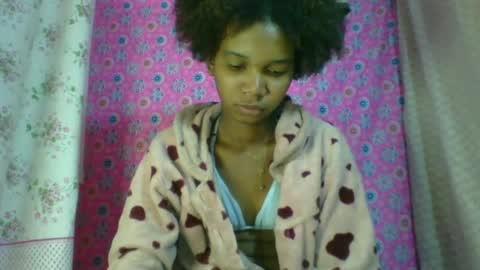 skinygirl2 online show from July 9, 4:39 am