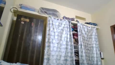 Indianslut1431 online show from August 13, 11:02 am