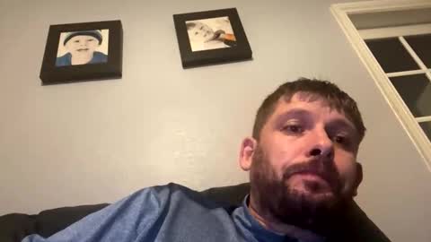 skuzzy25 online show from May 7, 8:21 pm