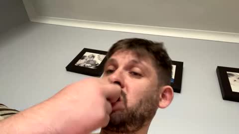 skuzzy25 online show from June 5, 5:29 pm