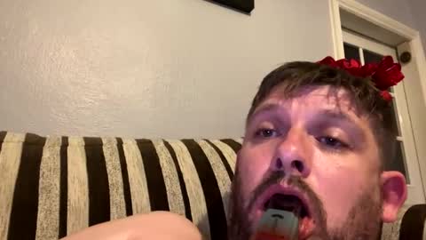 skuzzy25 online show from July 12, 1:23 am