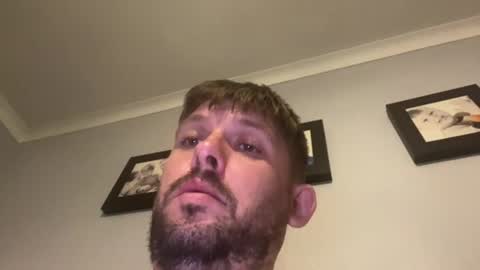skuzzy25 online show from August 10, 8:21 pm