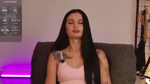 Eliza online show from July 24, 1:41 am