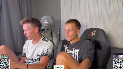 sky_hunter online show from August 10, 5:25 pm