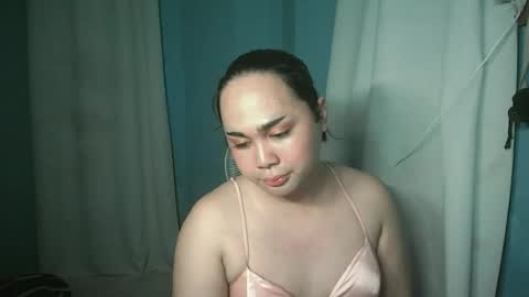 sky_uxxx online show from June 23, 12:50 pm