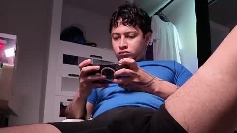 sky_wild online show from August 15, 9:57 am